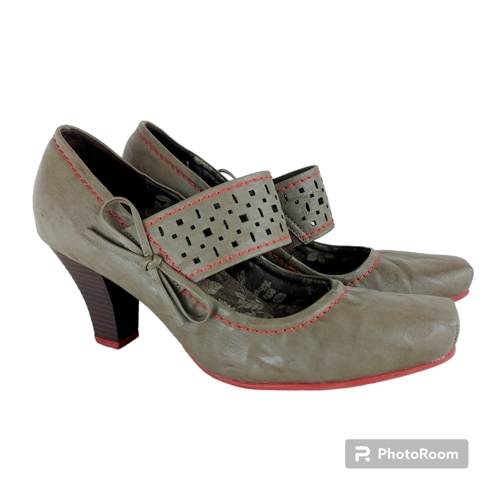PICCADILLY Mary Jane leather heeled comfort shoes Size US 7 Made in Brazil